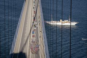 Bilister slap for større trafikkaos trods lukket Storebæltsbro