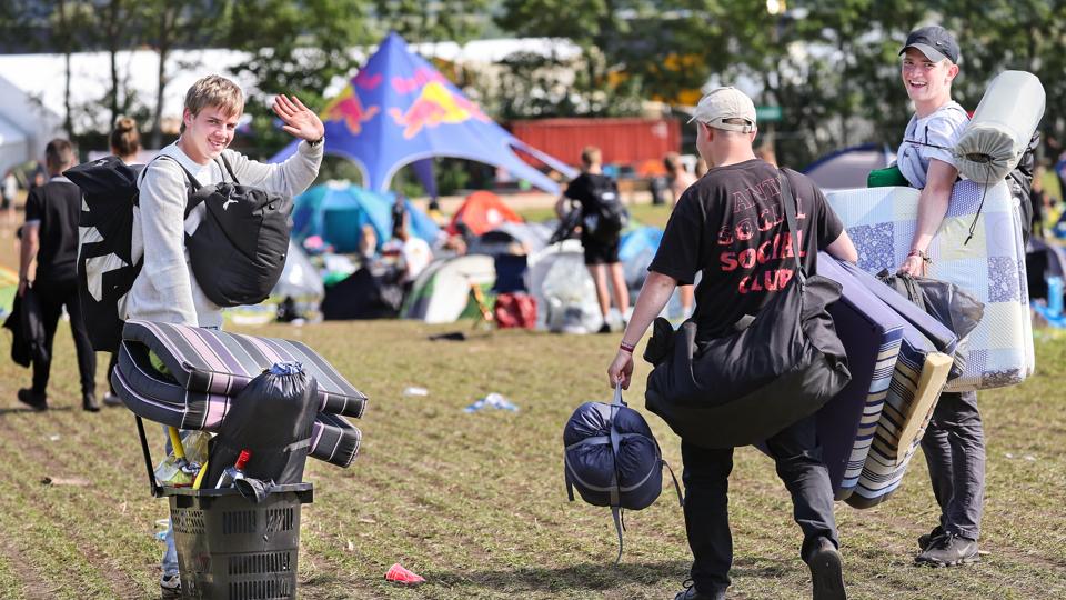 Tak for denne gang, Nibe Festival. Efter fire festlige dage er det nu slut. Teltene, scenerne og boderne bliver pakket sammen for at blive fundet frem igen næste år. <i>Foto: Claus Søndberg</i>