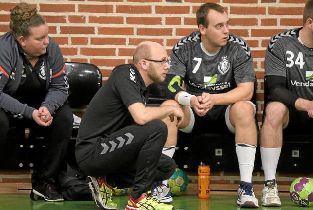 Træner Niels Hansen har haft nogle meget nervepirrende dage, men holdet spiller også i Jyllandsserien efter julepausen. Foto: Flemming Dahl Jensen