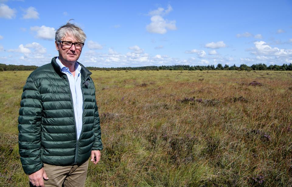 Jørgen Skeel er en af Nordjyllands største jordbesiddere, men han er også medejer og formand for et selskab, der ejer store landbrug i Slovakiet. Nu er selskabet dog kommet i søgelyset for snyd med EU-støtte. <i>Arkivfoto: Peter Broen</i>