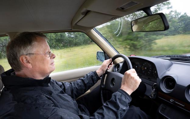 Henrik Kruhöffer elsker en sommerkøretur. <i>Foto: Claus Søndberg</i>