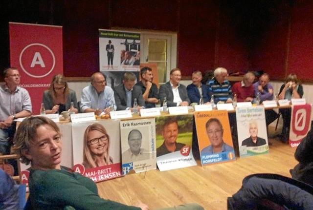 Foto fra valgmødet 2013 - en aften med masse af debat. Privatfoto