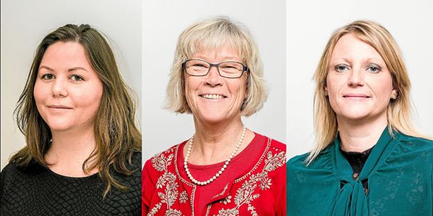 Kom og bliv smittet af tre bibliotekarer på Hjørring Bibliotek. Der uddeles ikke snue eller feber, men derimod anbefalinger på bøger, du ikke må gå glip af. Foto: Martin Jørgensen <i>Martin Jørgensen</i>