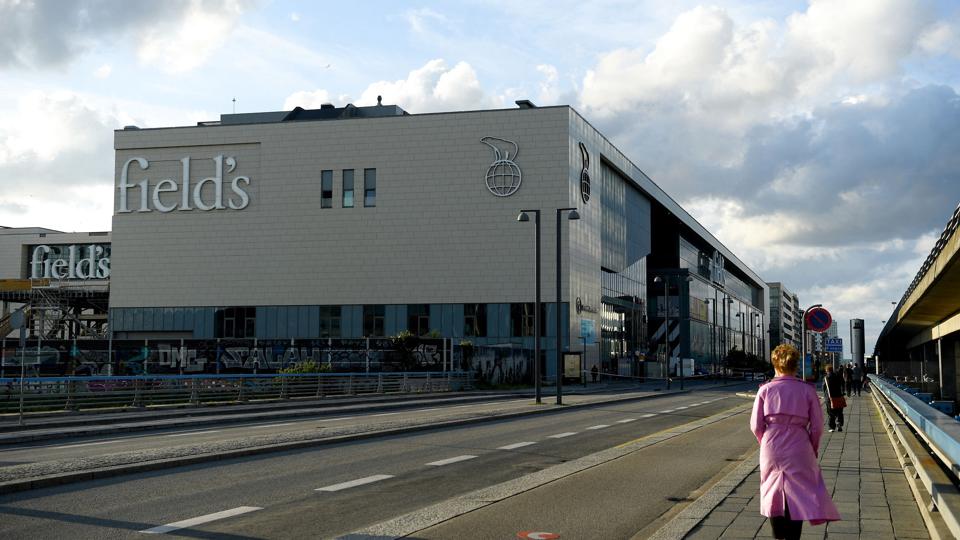 En ansat i Field's-biografen er blandt ofrene for et voldsomt skyderi søndag. Det oplyser Nordisk Film Biografer tirsdag. <i>Annegret Hilse/Reuters</i>