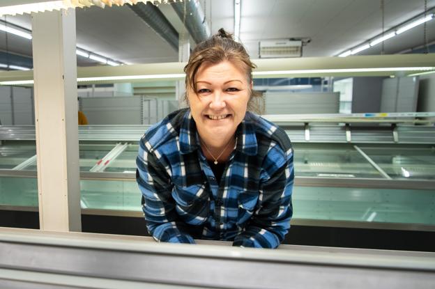 Der er stadig tomt i køledisken, men Eva Vinther arbejder sammen med Tanja Klemmensen, håndværkere og en flok frivillige hårdt for at få åbnet Pulsen Karby Købmand inden jul.
