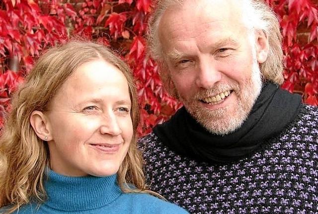 Betty og Peter Arndt har tidligere optrådt i Hjørring. Nu kommer de til Ugilt 
 Privatfoto <i>Ole Fink Mejlgaard</i>