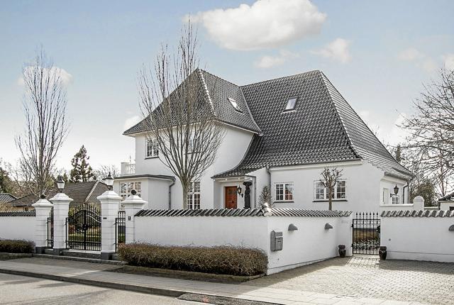 Huset på Constancevej kan købes for 15,5 mio. kr. Foto: Ejendomsmægler Thorkild Kristensen