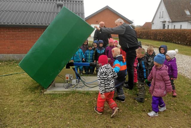 Børn fra Tumlehøj besøgte byens vandværk. Privatfoto