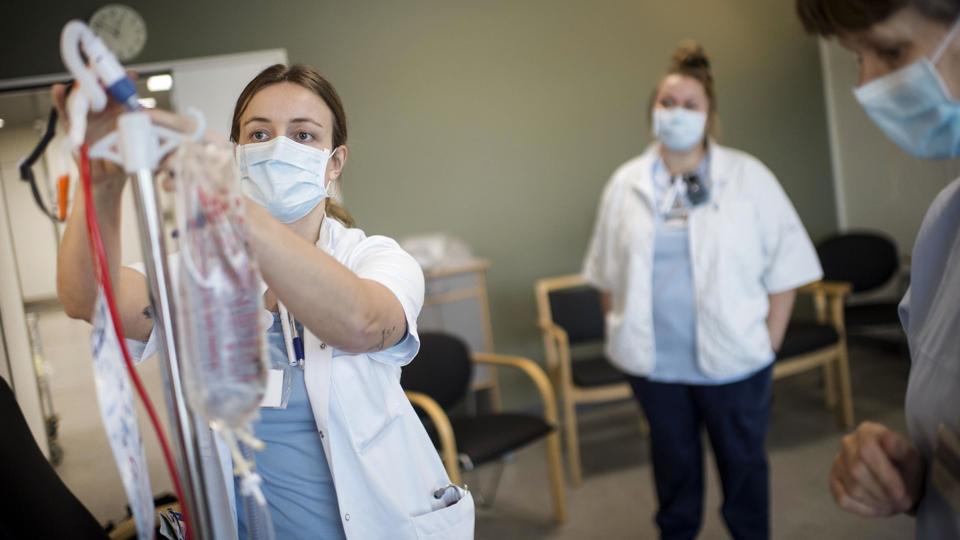 28 procent færre end sidste år har søgt ind på uddannelsen til sygeplejerske som førsteprioritet, end hvad tilfældet var sidste år. (Arkivfoto). <i>Tim Kildeborg Jensen/Ritzau Scanpix</i>