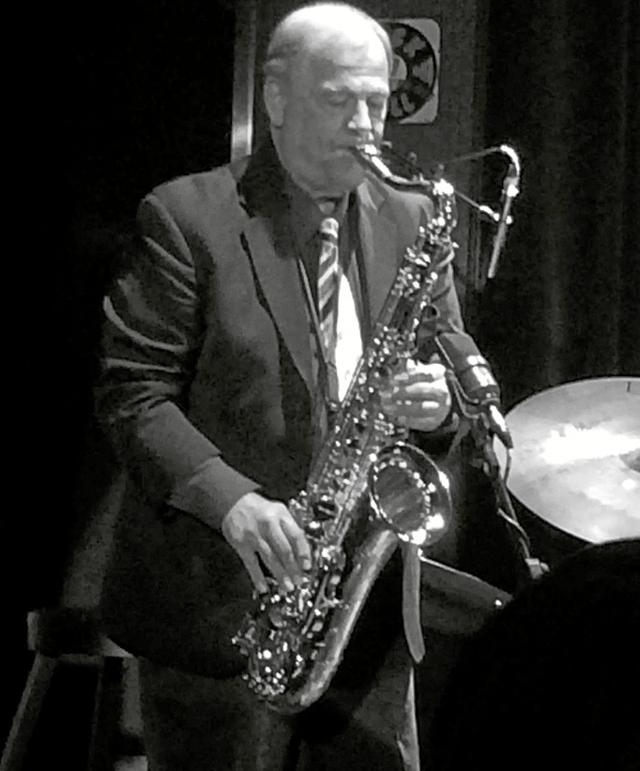 Saxofonisten Roger Neumann optræder torsdag på Cafe K i Hobro sammen med brødrene Tony og Joey Gulizia. PR-foto