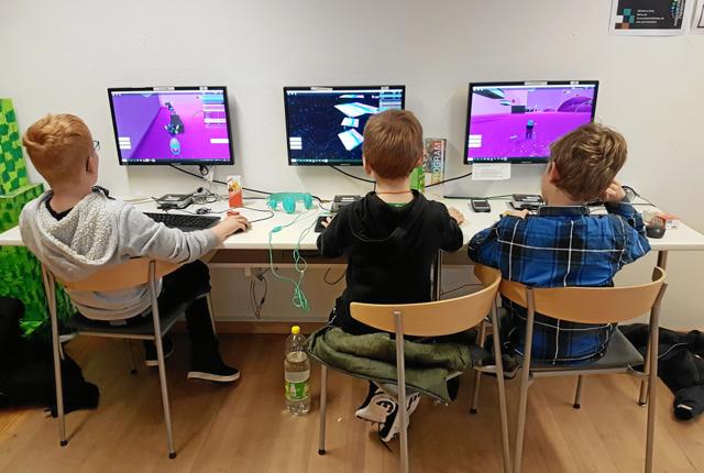 De 9-14-årige i Mariagerfjord kan spille computerspil på deres lokale bibliotek. Privatfoto