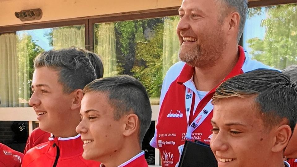 Formanden for FfI Fodbold, Anders Brandt Sørensen, kan efter al sandsynlighed glæde sig over en ny kunstgræsbane.