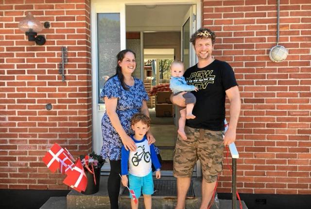 Hollandske Kyra og Thomas Meijer og deres 2 børn flyttede ind i prøvehuset 1. juli 2018.?Privatfoto