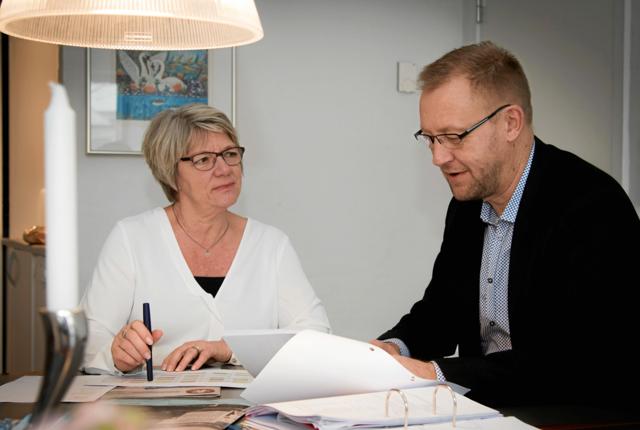 Den afgående og den tiltrædende direktør Anita Møller og Kurt Bennetsen. Foto: Tove Koch