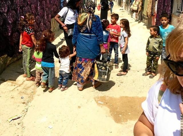 Sådan så en af gaderne ud i den flygtningelejr, som Malene Andersen besøgte. Det gjorde stort indtryk på hende at se, hvor primitive vilkår, de mange syriske flygtninge lever under.Privatfoto