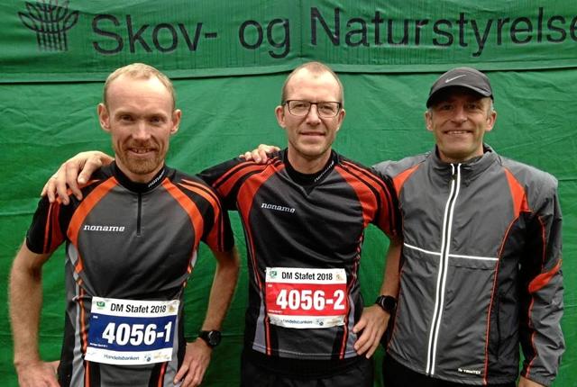 Claus Hallingdal Bloch, Bjarne Hoffmann og Nicolai Zaar Nielsen - tog sammen DM-guld i stafetorientering i weekenden. Privatfoto