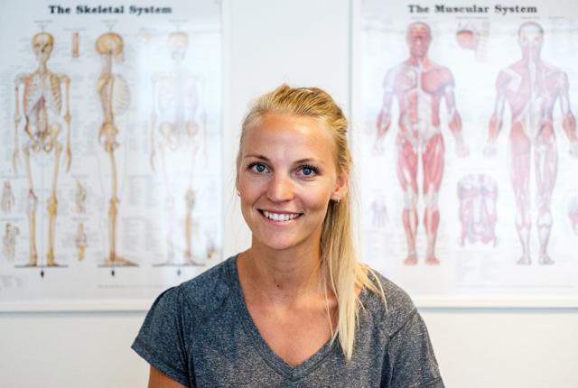 28-årige Anne Sofie Vain Hansen har åbnet den nye fysioterepaut "Stærk Hverdag" i Nørresundby.