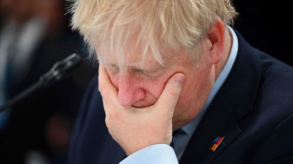 Det ser mere end almindeligt svært ud for Boris Johnson. Det mener en række britiske aviser. (Arkivfoto). <i>Gabriel Bouys/Ritzau Scanpix</i>