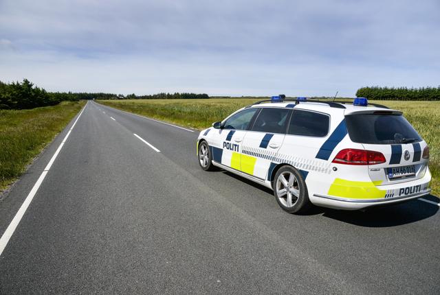 Foto: Michael Koch 
 Politibil i øde område. Til artikel om Nordjyllands politikreds er landets næststørste