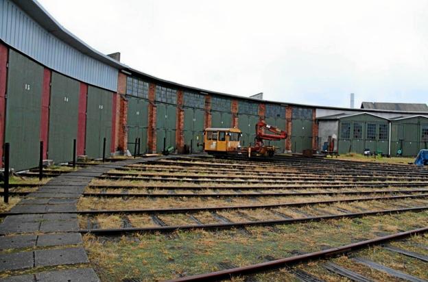 Klubben har base i den gamle remise på Hjulmagervej 56 i Aalborg, og man har indbudt alle interesserede til åben remise søndag den 30. juni. Arkivfoto: Limfjordsbanen