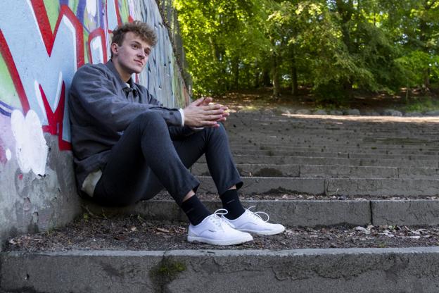 Thomas Blum kommer fra en musikalsk familie, og han er opvokset med at tage til koncerter. Derfor betyder Skovdalen noget helt særligt for ham. Foto: Lasse Sand