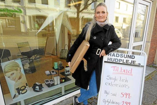 Charlotte Østergaard er i gang med at flytte Hadsund Hudpleje til Storegade 40. Foto: hhr-freelance.dk