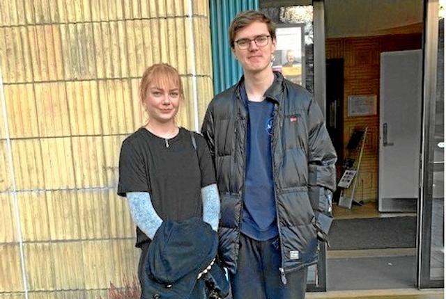 Fra Hjørring Gymnasium deltog Anita Berg Christensen og Viktor Frost Vajhøj.