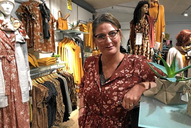 Eva Bøje glæder sig til at åbne sin nye tøjforretning i Aabybro.