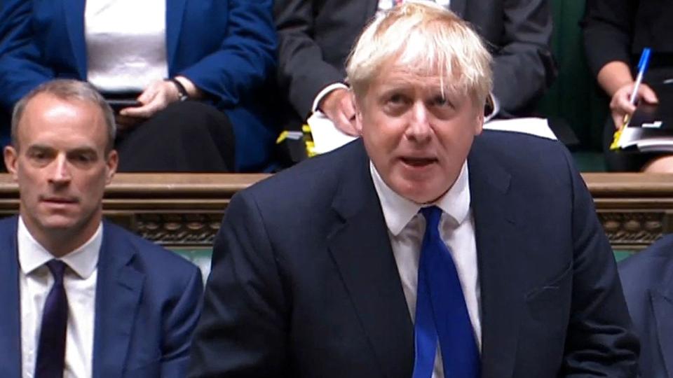 Den britiske premierminister, Boris Johnson, nægter at trække sig fra posten. Det siger han under spørgetime onsdag. <i>Handout/Ritzau Scanpix</i>