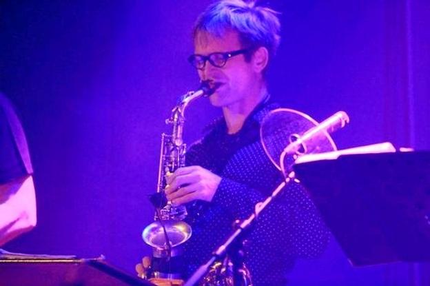 Saxofonist Jakob Skov Søndergaard - giver 12. november koncert i Støvring Kirke sammen med organist Else-Marie Christiansen. Privatfoto