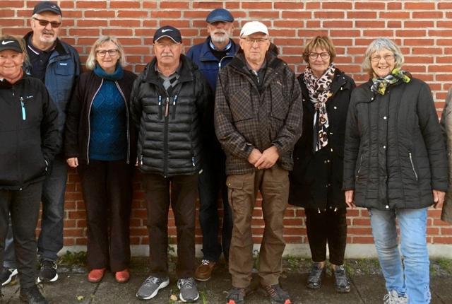 Triblemestrene 2019 fra Hadsund Boldklub Petanque-afdeling ses her ved klubhuset på Hadsund Station. Foto: privat.