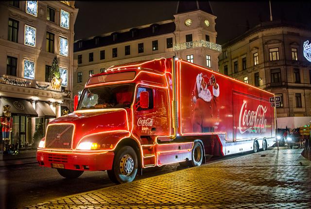 Coca-Cola-lastbilen er tilbage. Se her hvornår den kommer til Aalborg. PR-foto