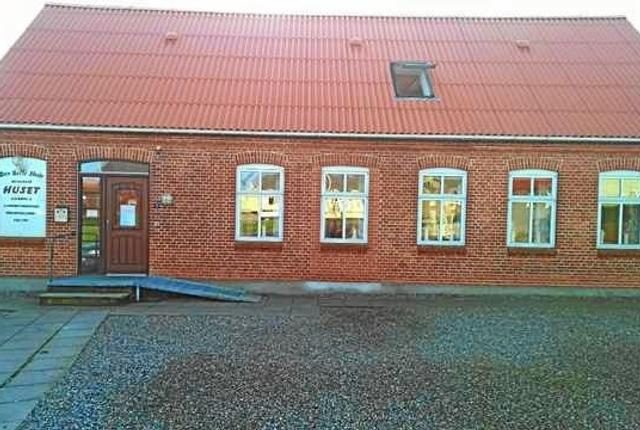 Den Bette Skole i Skelund er - sammen med Skelund Midtpunkt - et af de to steder i byen, hvor der altid sker noget. Foto: Privat.