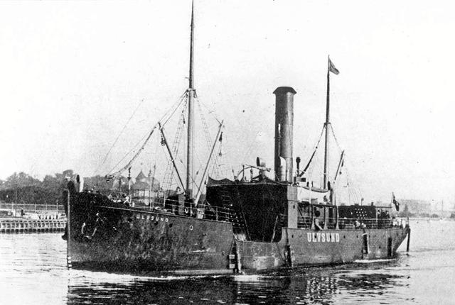 Passagererdamperen ”Ulvsund” med en kapacitet på 130 passagerer besejlede København-Hadsund-Mariager i perioden 1904-1911. Siden kæntrerede ”Ulvsund” i hårdt vejr oktober 1924 og sank nær Sjællands Odde. Fem passagerer og 15 besætningsmedlemmer omkom.
