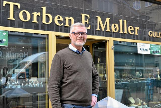 Den 1. maj har Peter Møller stået i spidsen for butikken i 25 år. Foto: Jesper Bøss