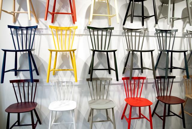 De ikoniske Poul Volther-stole har selvfølgelig fået deres helt egen væg. Foto: Lars Pauli