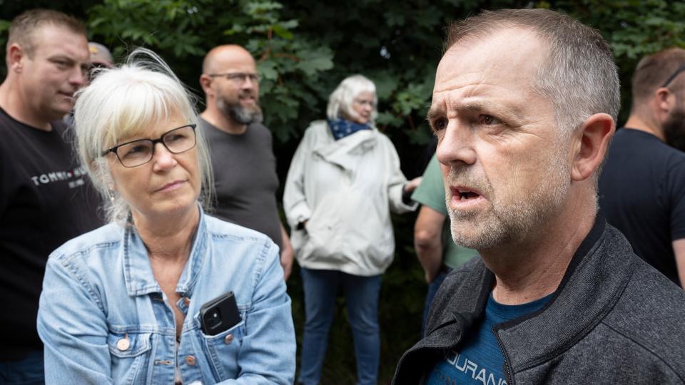 Helle Dissing Nielsen og hendes mand, Boje Peter Nielsen, er utrygge ved udsigten til de nye naboer.  <i>Foto: Claus Søndberg</i>
