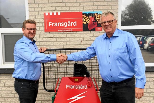 Jens Ploug (tv) overtager fra 1. oktober direktørposten hos Fransgaard Maskinfabrik A/S. Forgængeren Jørgen Fransgaard (th) vil i fremtiden koncentrere sig mere om salg og kundepleje. Privatfoto