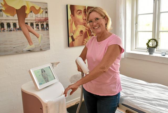 Anne Skotte har åbnet en klinik til permanent hårfjerning på Nordvangen, og hun anvender den nyeste tyske laserteknologi. Foto: Niels Helver