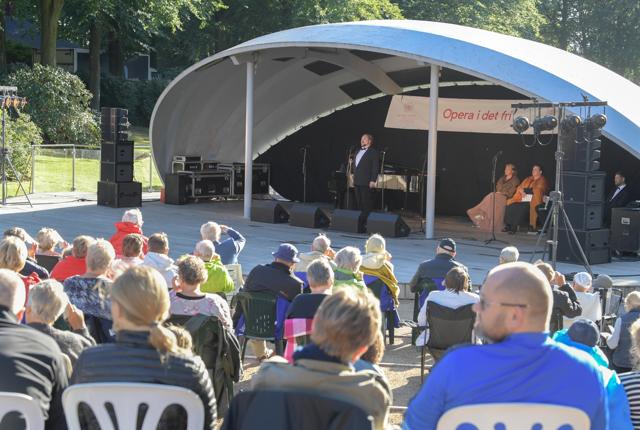 Borger9700 vil igen i år have sommeraktiviteter på scenen i Rhododendronparken. Sidste år havde de blandt andet opera i det fri.Arkivfoto: Henrik Louis