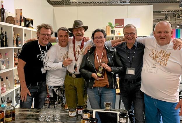 Lone Mikkelsen kommer igen i godt selskab, når der på fredag er rom og gin-smagning hos Kop & Kande Hobro. Foto: Privat