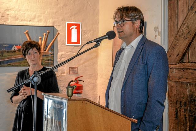 Museumsdirektør Anders Bloksgaard bød velkommen og holdt en varm og munter tale for Nanna Folke Olsen. Foto: Mogens Lynge