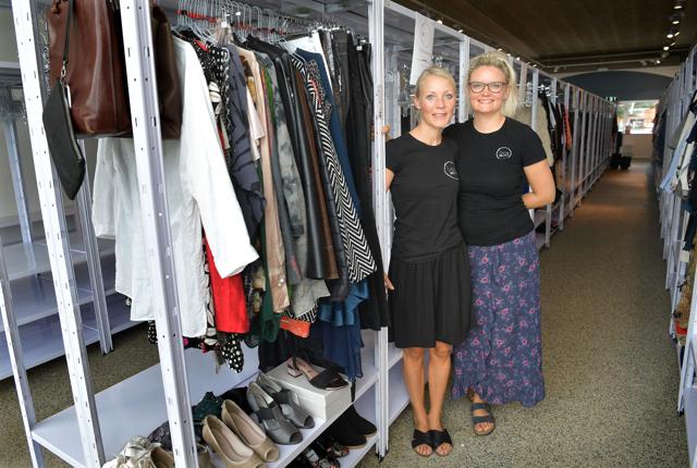 Anne Glinvad og Christina Bang glæder sig til at slå dørene op til deres nye butikker. Foto: Claus Søndberg