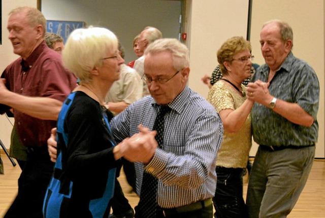 Der bliver gode muligheder for at røre dansemusklerne, når der 14. september er 80’er-fest i Øster Hassing. Foto: Allan Mortensen