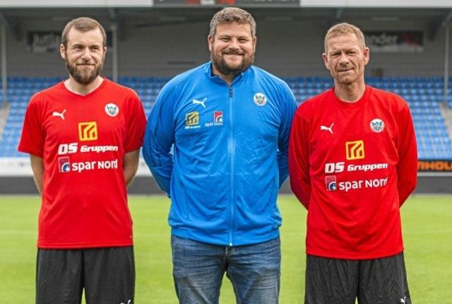 Fra venstre ses head of coaching Tobias Thomsen, talentchef Lars Justesen og U19-træner Henrik Larsen.  Foto: Dannie Rose