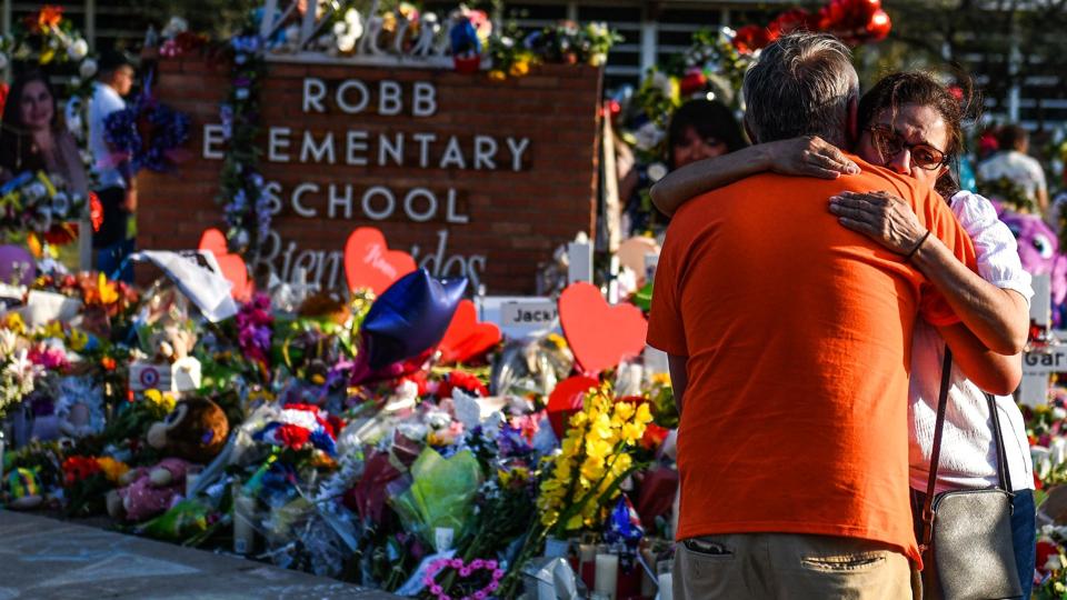 Det var på Robb Elementary School i den texanske by Uvalde, at en 18-årig gik til angreb med en militærriffel og skød og dræbte 19 børn og 2 lærere. (Arkivfoto). <i>Chandan Khanna/Ritzau Scanpix</i>