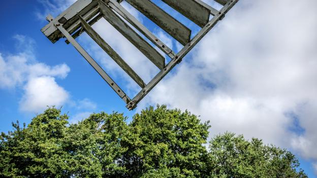 Det er snart længe siden, at vingerne på Vester Mariendal Mølle har drejet rundt. <i>Foto: Martin Damgård</i>