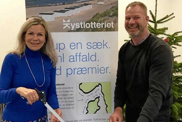 Laila Zielke og Niels Jørgen Pretzmann er imponerede over den succes, Kystlotteriet har været. Privatfoto