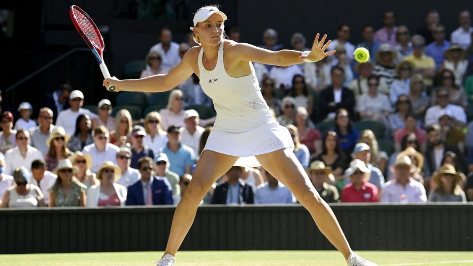 Elena Rybakina skal møde Ons Jabeur i Wimbledon-finalen. <i>Toby Melville/Reuters</i>