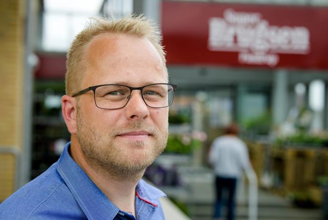 Anders Sølvkær glæder sig over et godt år i Super Brugsen Pandrup. Foto: Bo Lehm